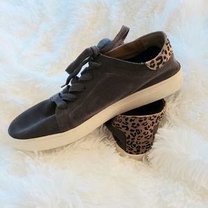 Lucky Brand tennis shoes